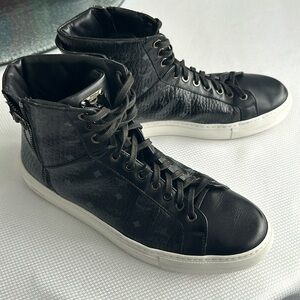 Black & white MCM men’s sneaker size 9.5 (43) Made in Italy